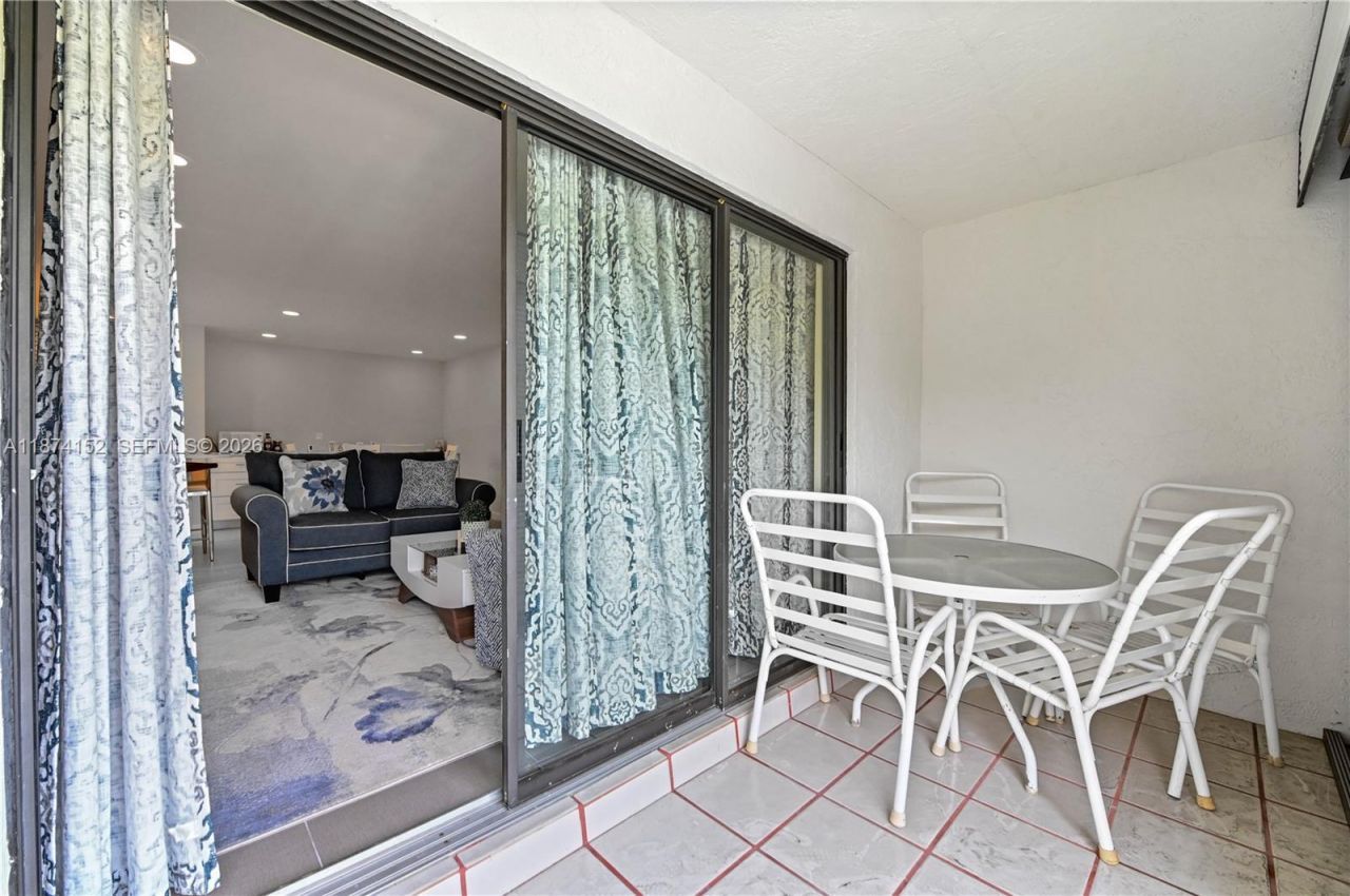 812 Sky Pine Way, Unit C2, Greenacres, FL 33415 Photo