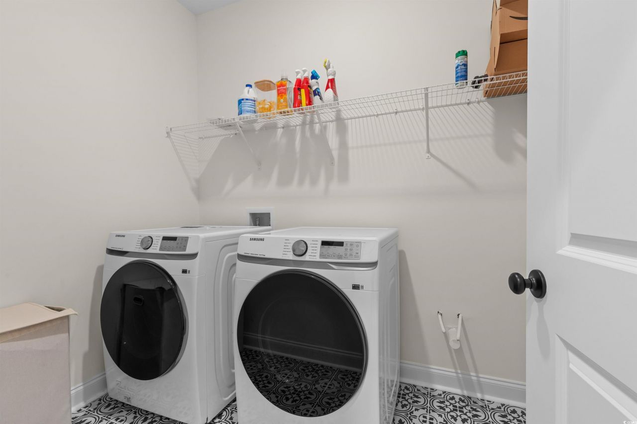 9060 Binnicker Dr. Photo 29