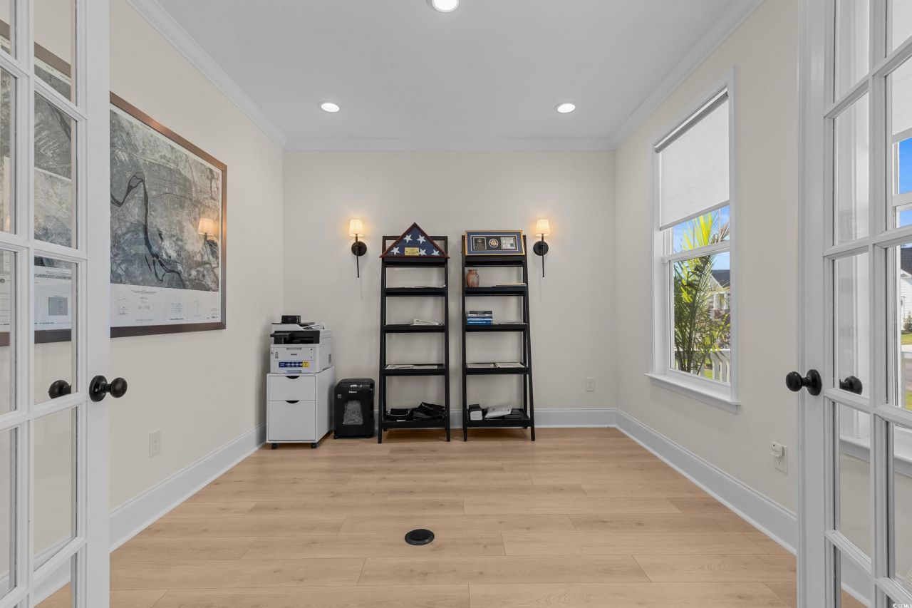 9060 Binnicker Dr. Photo 4