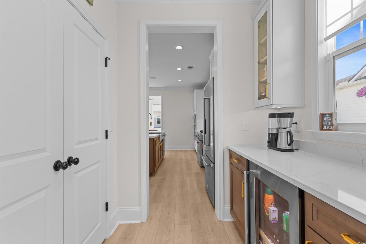 9060 Binnicker Dr. Photo 8