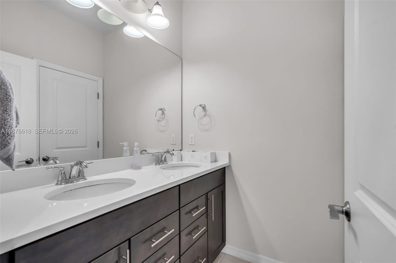 4754 Eucalyptus Dr, Hollywood, FL 33021 Photo