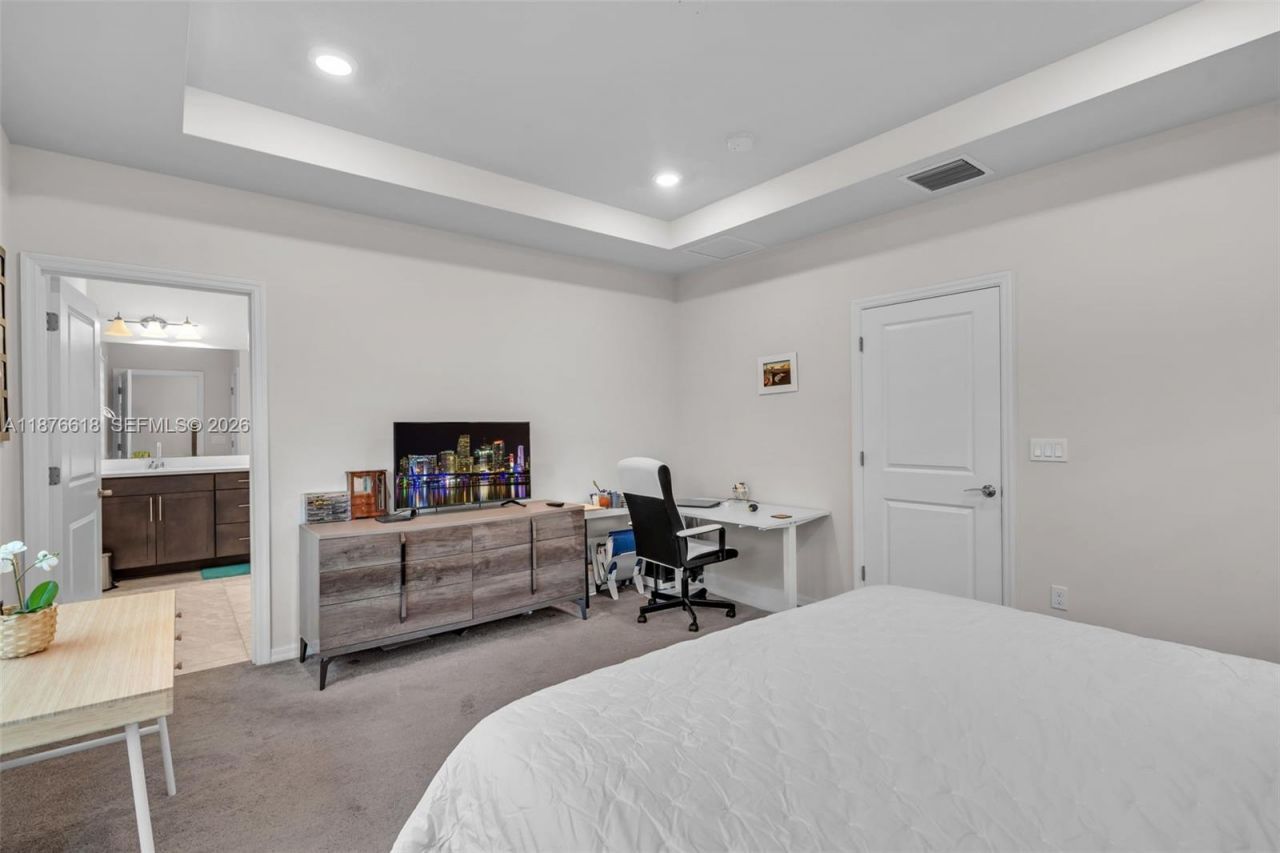 4754 Eucalyptus Dr, Hollywood, FL 33021 Photo