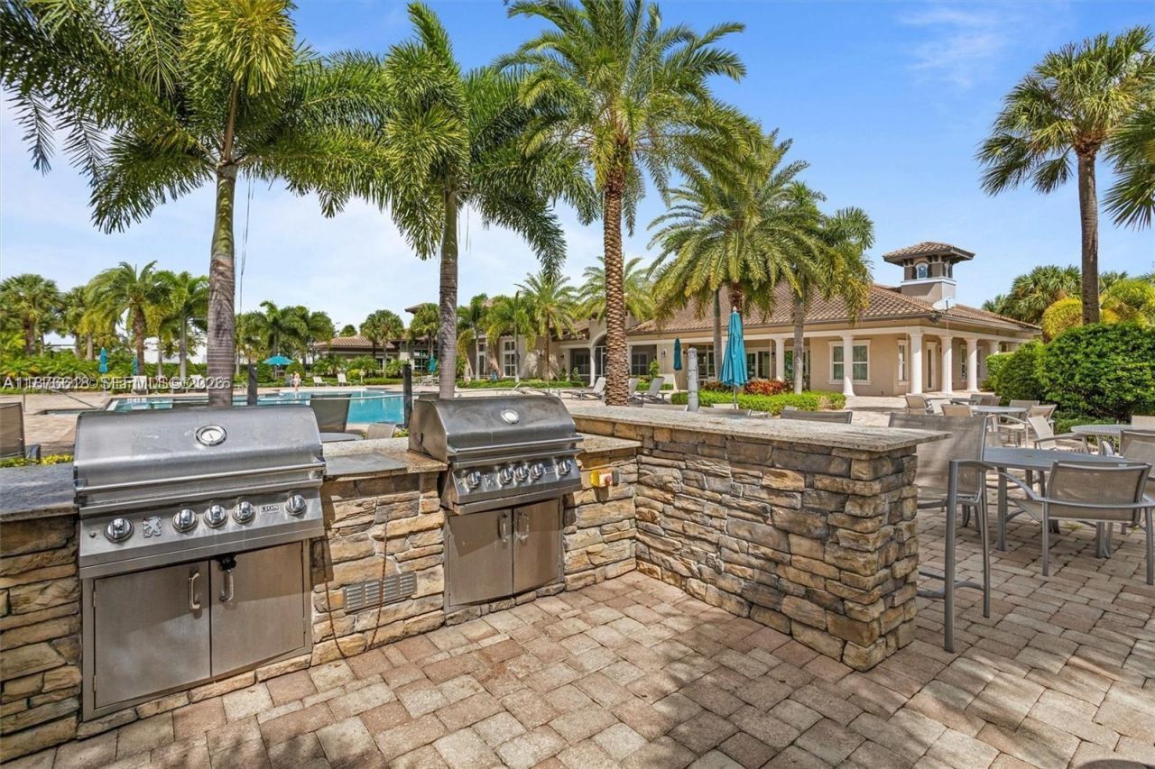 4754 Eucalyptus Dr, Hollywood, FL 33021 Photo