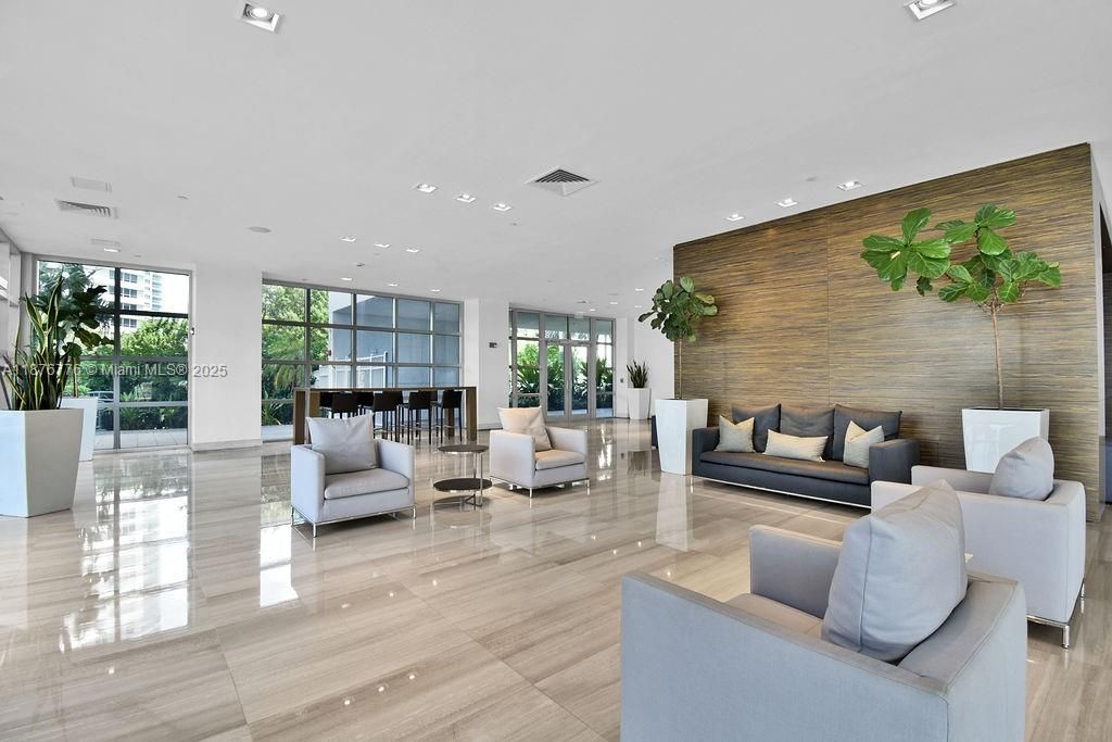 1330 West Ave, Unit PH-01, Miami Beach, FL 33139 Photo