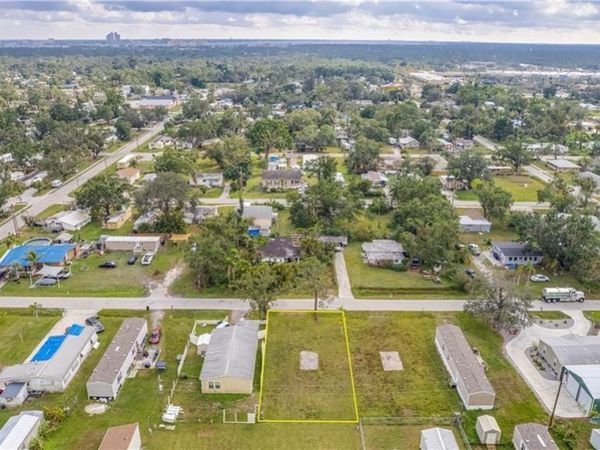 344 Sacramento ST , NORTH FORT MYERS, FL 33903