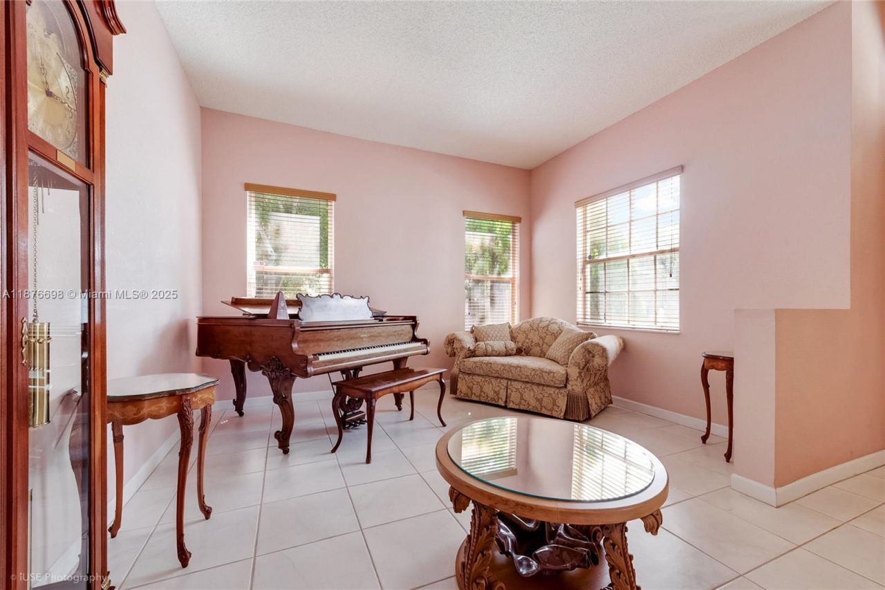 15503 SW 151st St, Miami, FL 33196 Photo