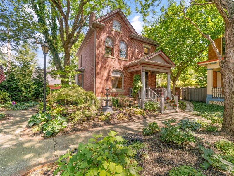 424 W 5th Avenue, Columbus, OH 43201 Photo 2