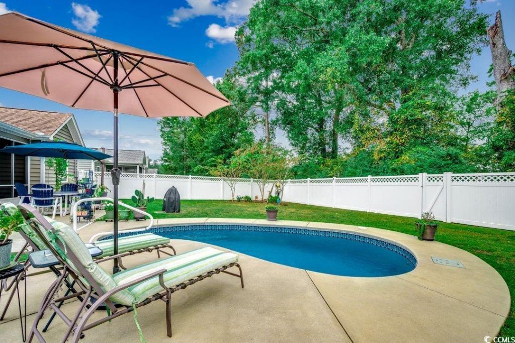 313 Basswood Ct. Photo 29