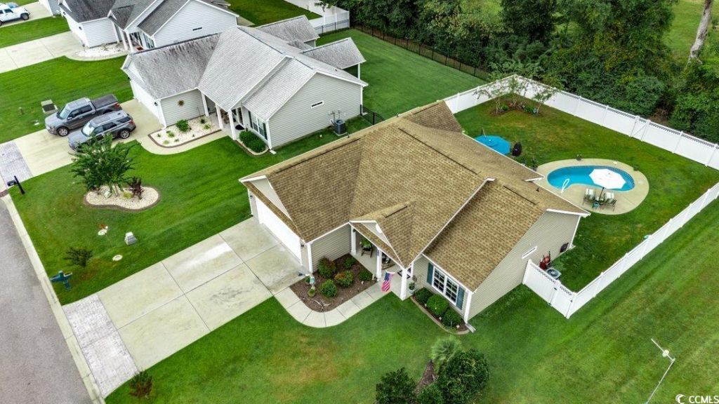 313 Basswood Ct. Photo 33