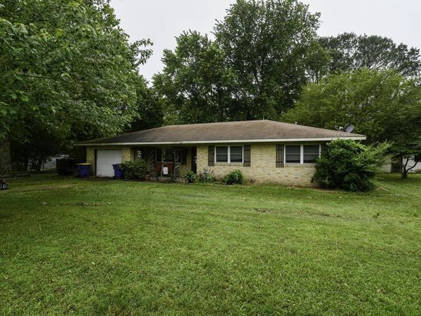 404 S Pine Street, Cabot, AR 72023