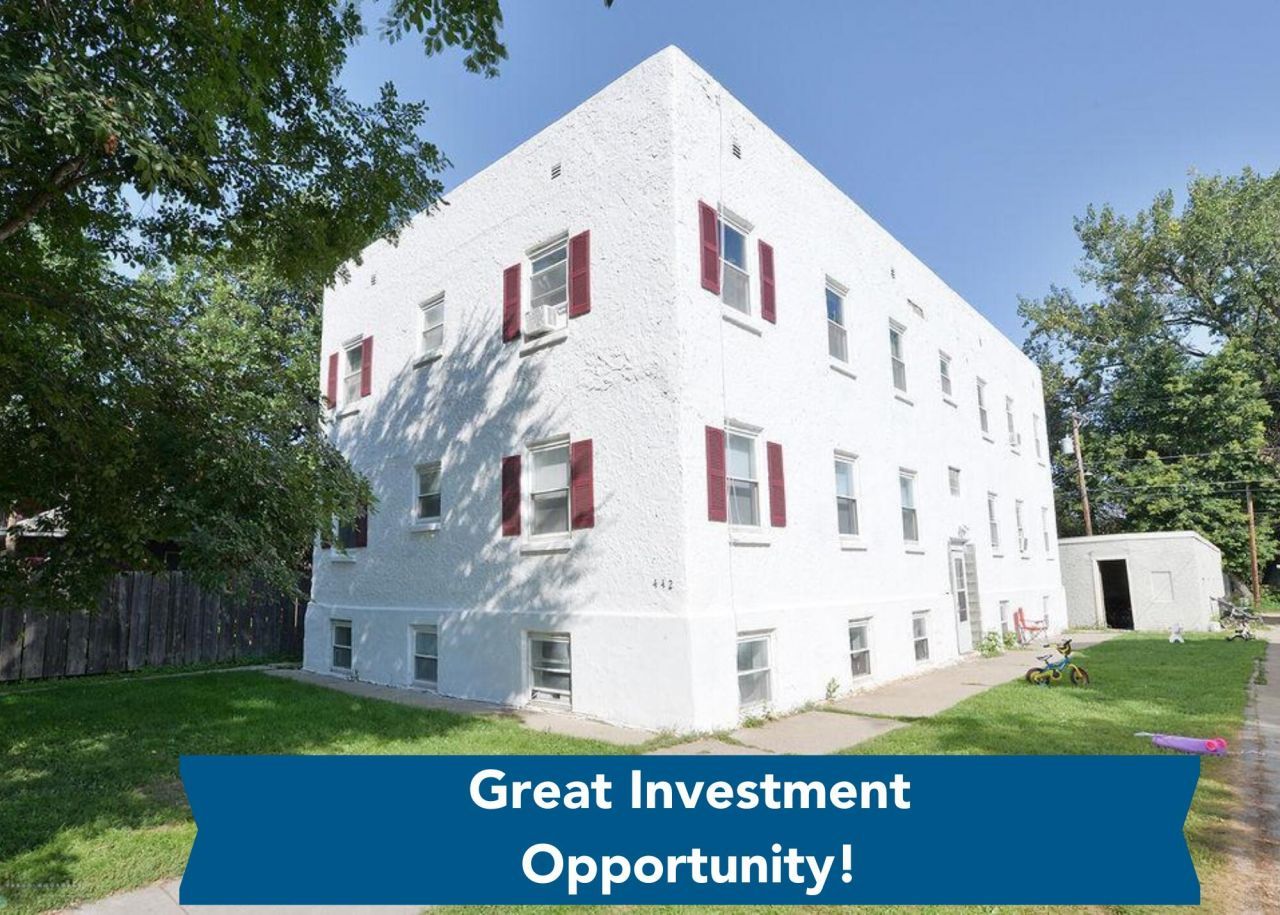 442 2nd St, Jamestown, ND 58401