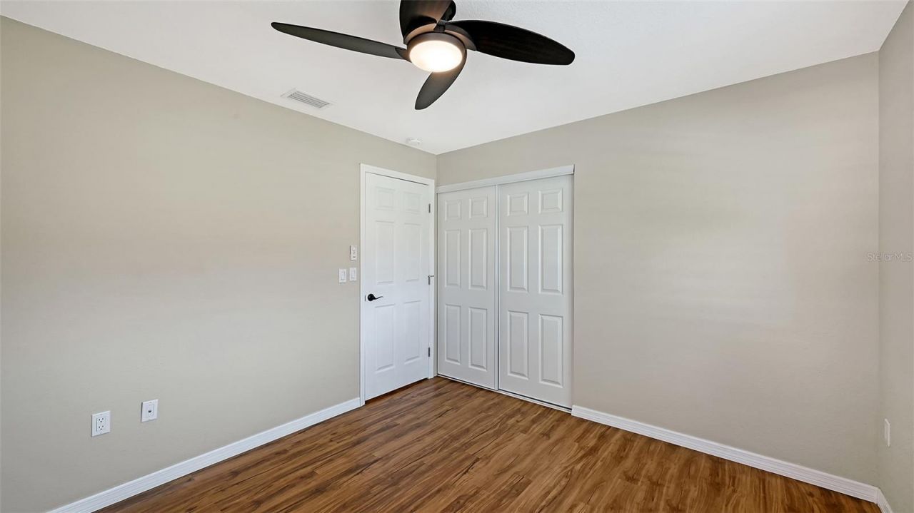 7340 Golf Pointe Circle, Sarasota, FL 34243 Photo