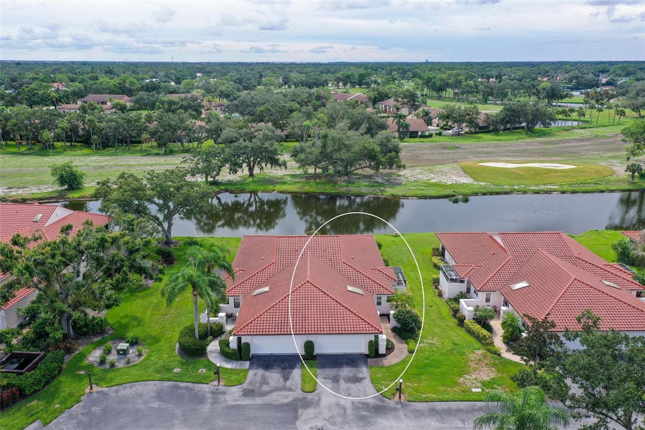 7340 Golf Pointe Circle, Sarasota, FL 34243 Photo