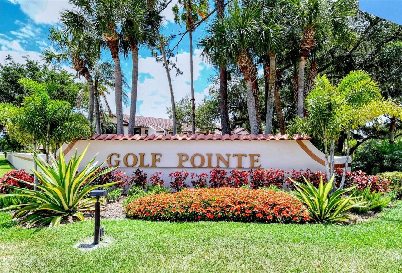 7340 Golf Pointe Circle, Sarasota, FL 34243 Photo