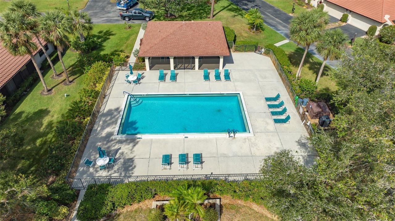 7340 Golf Pointe Circle, Sarasota, FL 34243 Photo