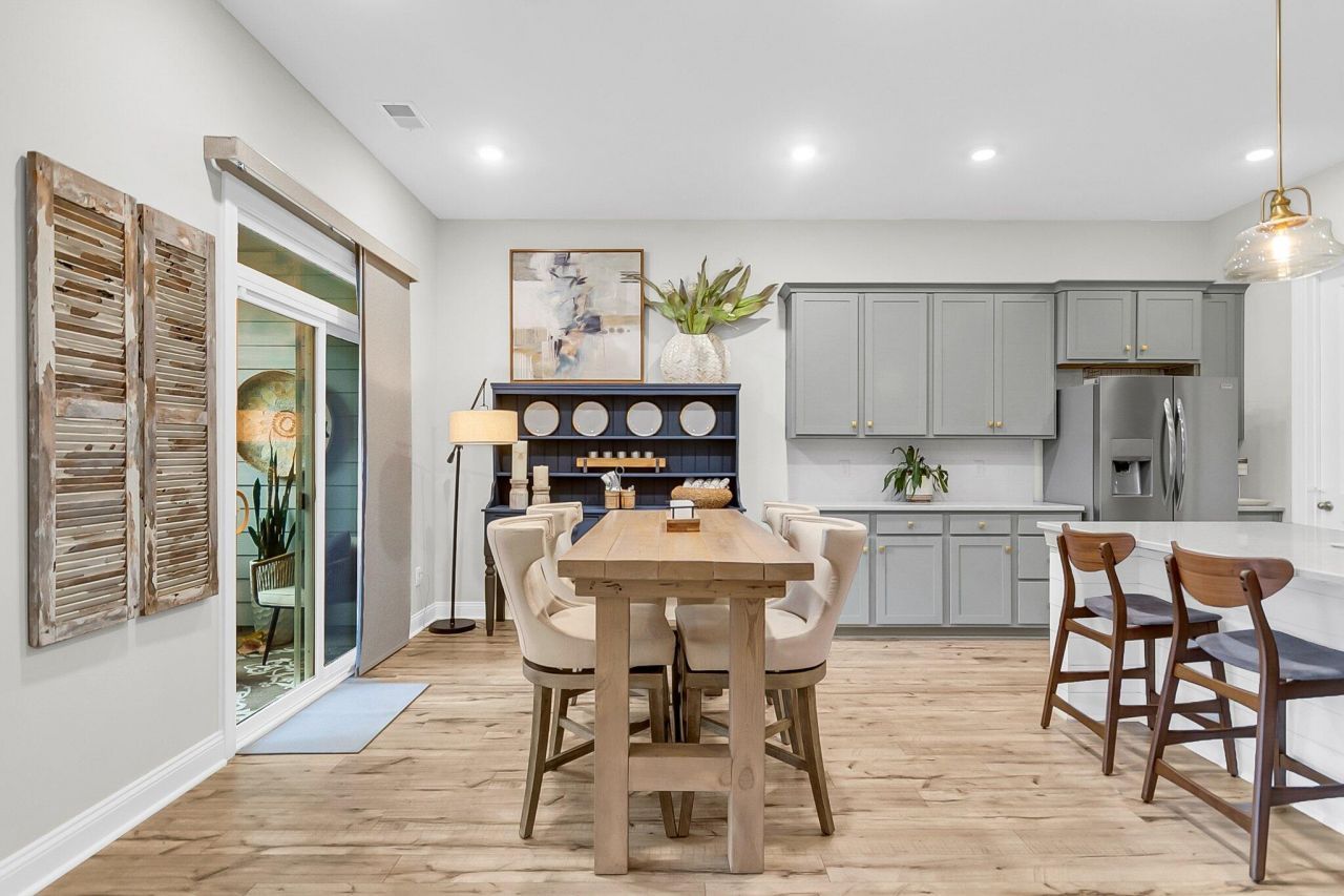 3046 Emma Lane Photo 10