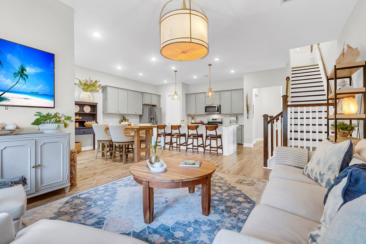 3046 Emma Lane Photo 13