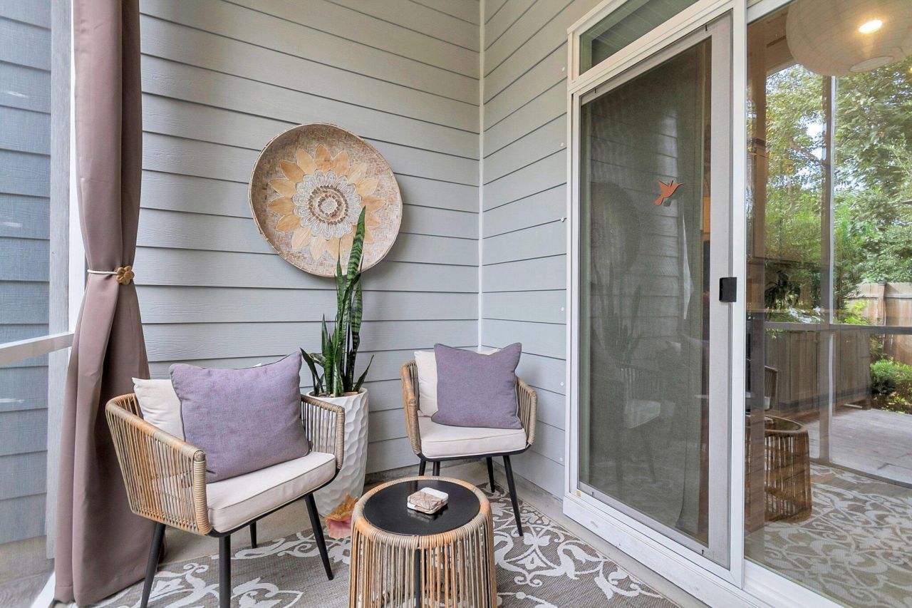 3046 Emma Lane Photo 17