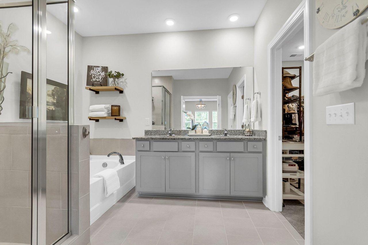 3046 Emma Lane Photo 23