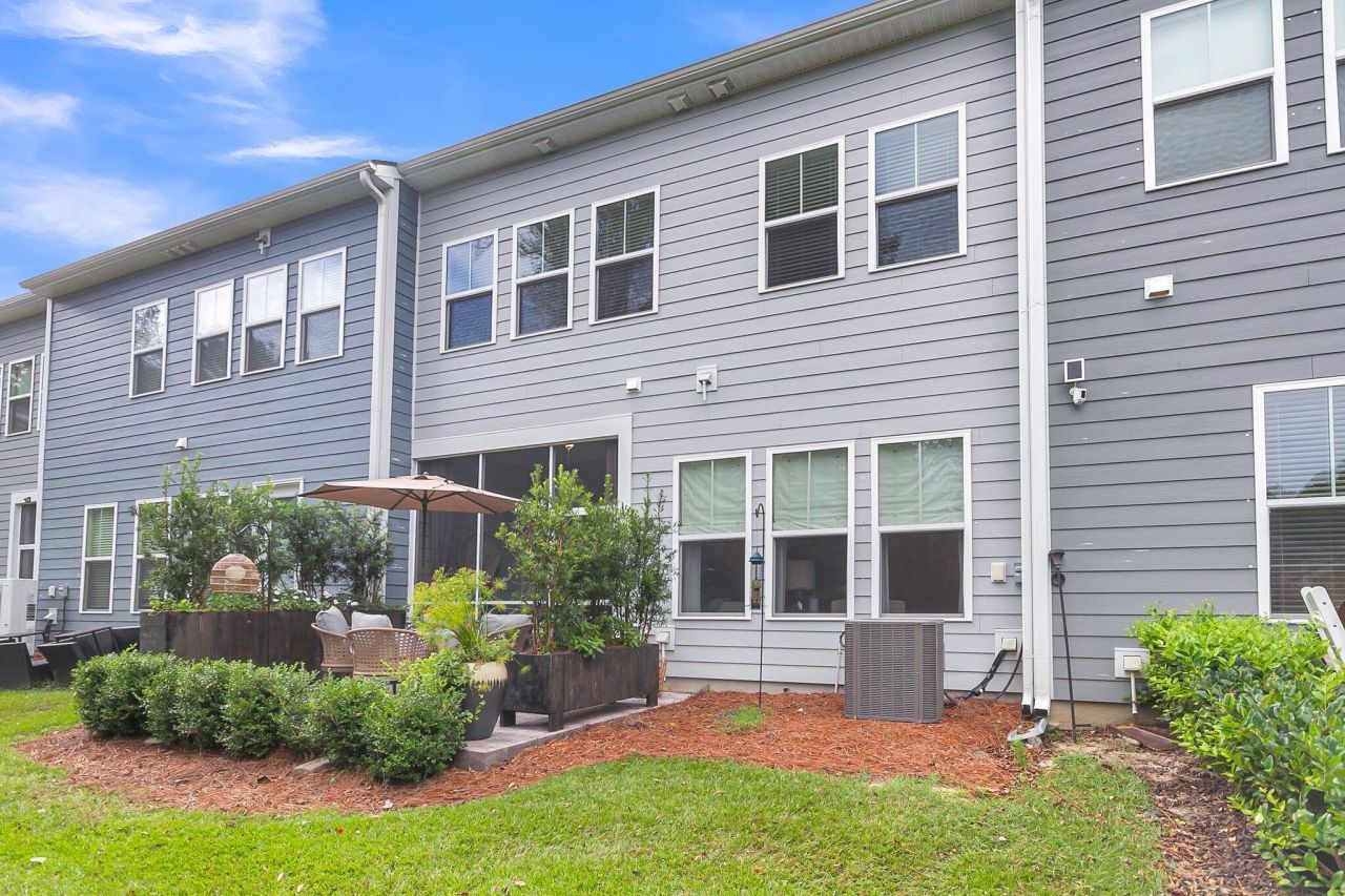 3046 Emma Lane Photo 34