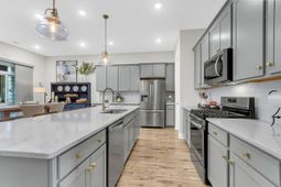 3046 Emma Lane photo 4