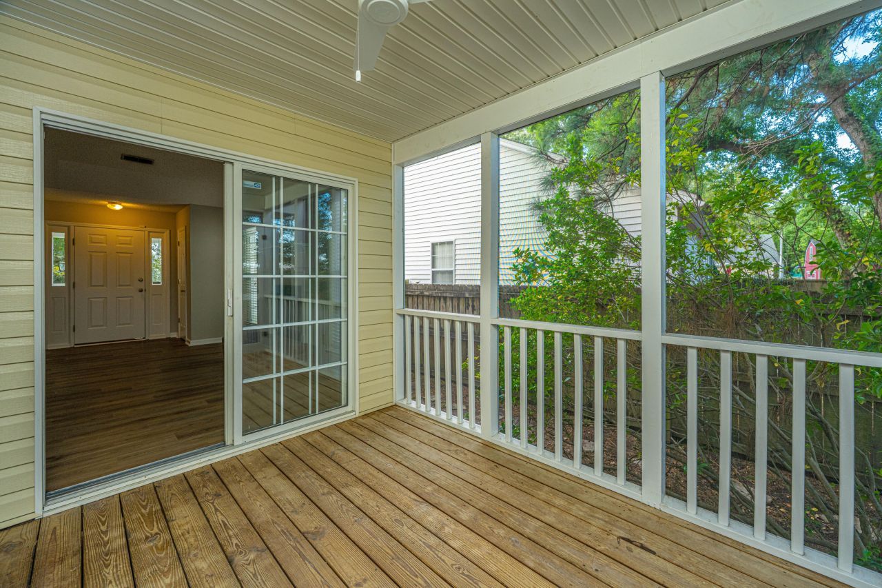 486 Cessna Avenue Photo 34