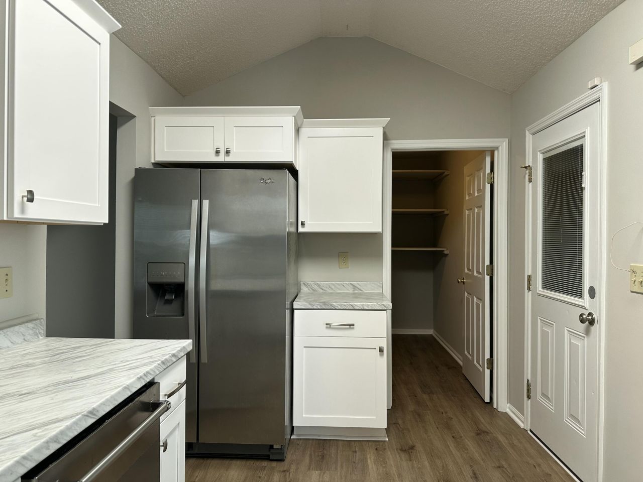 486 Cessna Avenue Photo 46