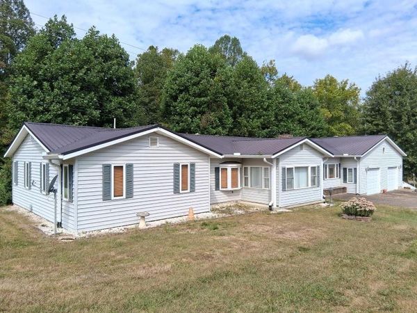 8718 St. Rt. 218, Crown City, OH 45623