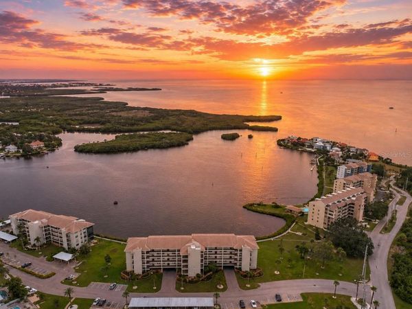 8251 BRENT STREET, Unit 918, PORT RICHEY, FL 34668