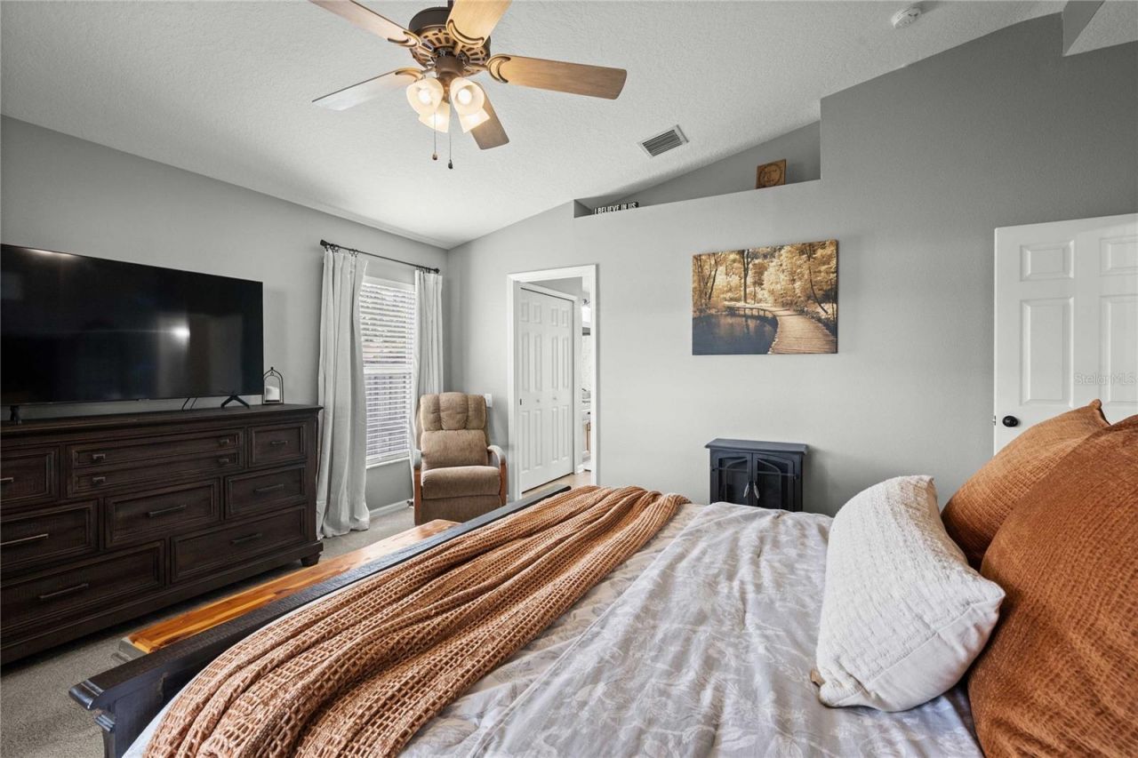 1552 Avondale Ridge Drive, Plant City, FL 33567 Photo