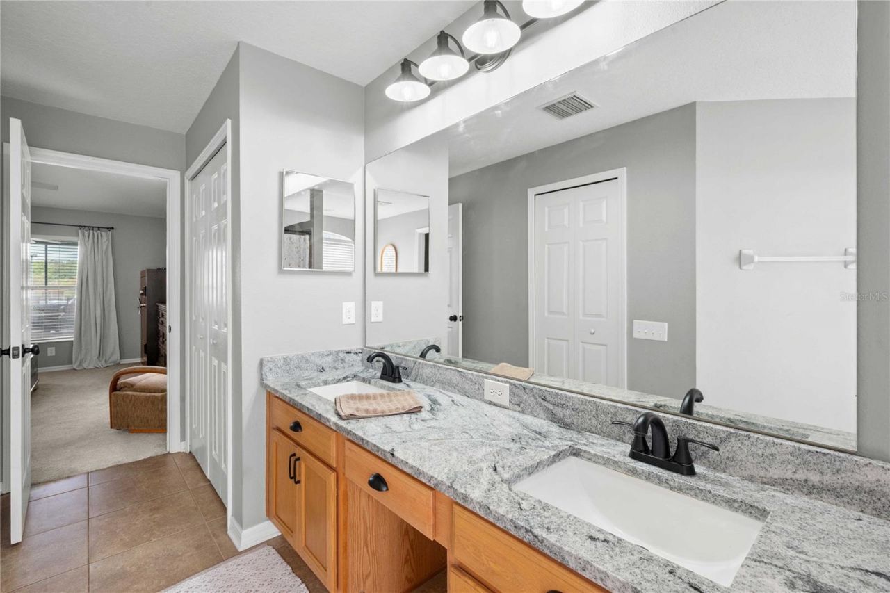 1552 Avondale Ridge Drive, Plant City, FL 33567 Photo