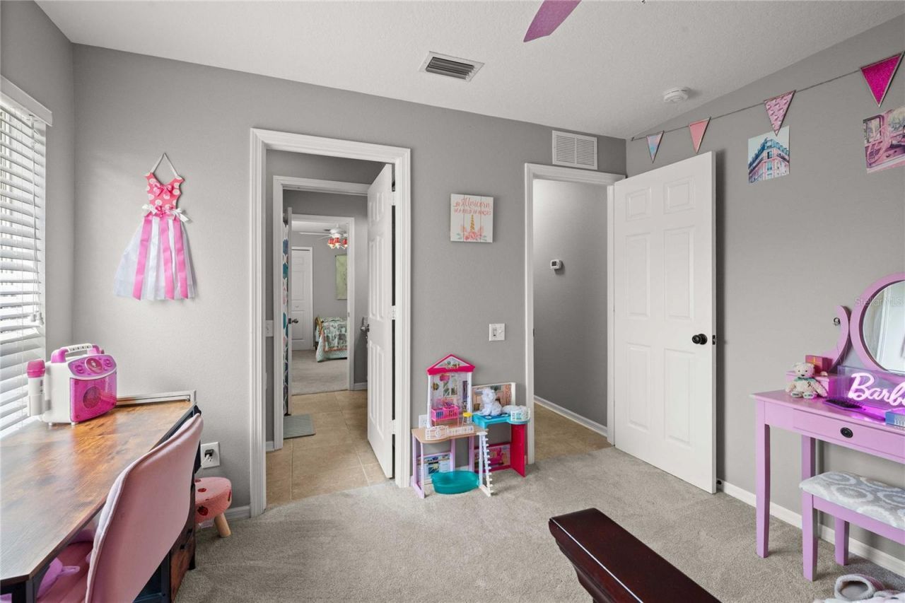 1552 Avondale Ridge Drive, Plant City, FL 33567 Photo