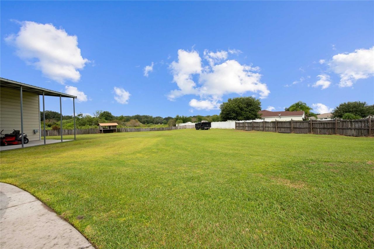 1552 Avondale Ridge Drive, Plant City, FL 33567 Photo