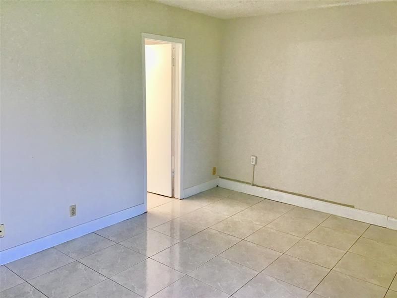 135 Fanshaw D, Unit 135, Boca Raton, FL 33434 Photo