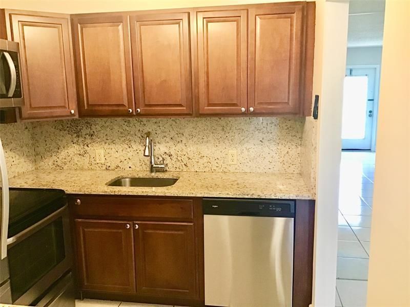 135 Fanshaw D, Unit 135, Boca Raton, FL 33434 Photo