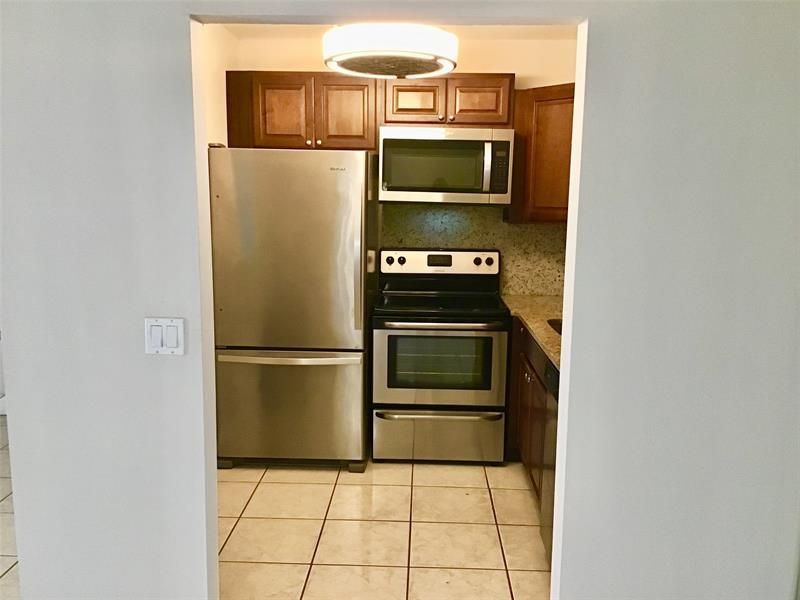 135 Fanshaw D, Unit 135, Boca Raton, FL 33434 Photo