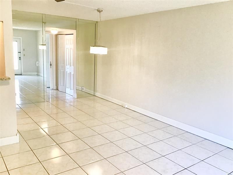 135 Fanshaw D, Unit 135, Boca Raton, FL 33434 Photo