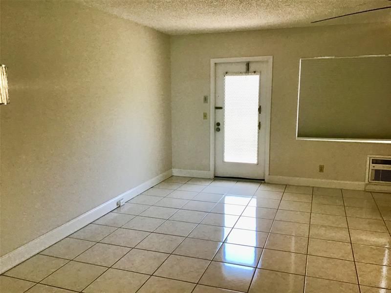 135 Fanshaw D, Unit 135, Boca Raton, FL 33434 Photo