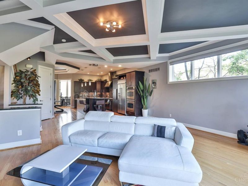 457 Strafer Street, Cincinnati, OH 45226 Photo 3