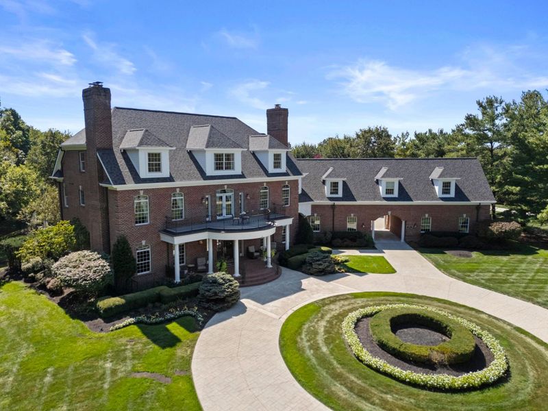 7495 Bridlespur Lane, Delaware, OH 43015 Photo 2