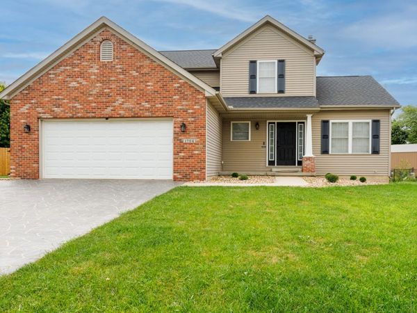 1704 Setter Street, Normal, IL 61761