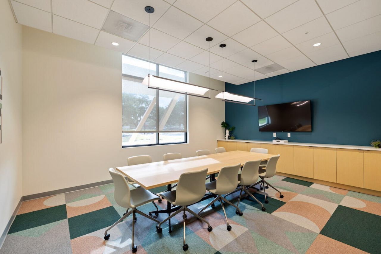 5841 Rivers Avenue Photo 7