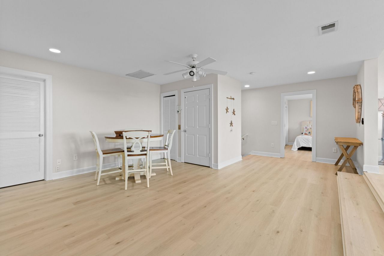 3105 Palm Boulevard Photo 25