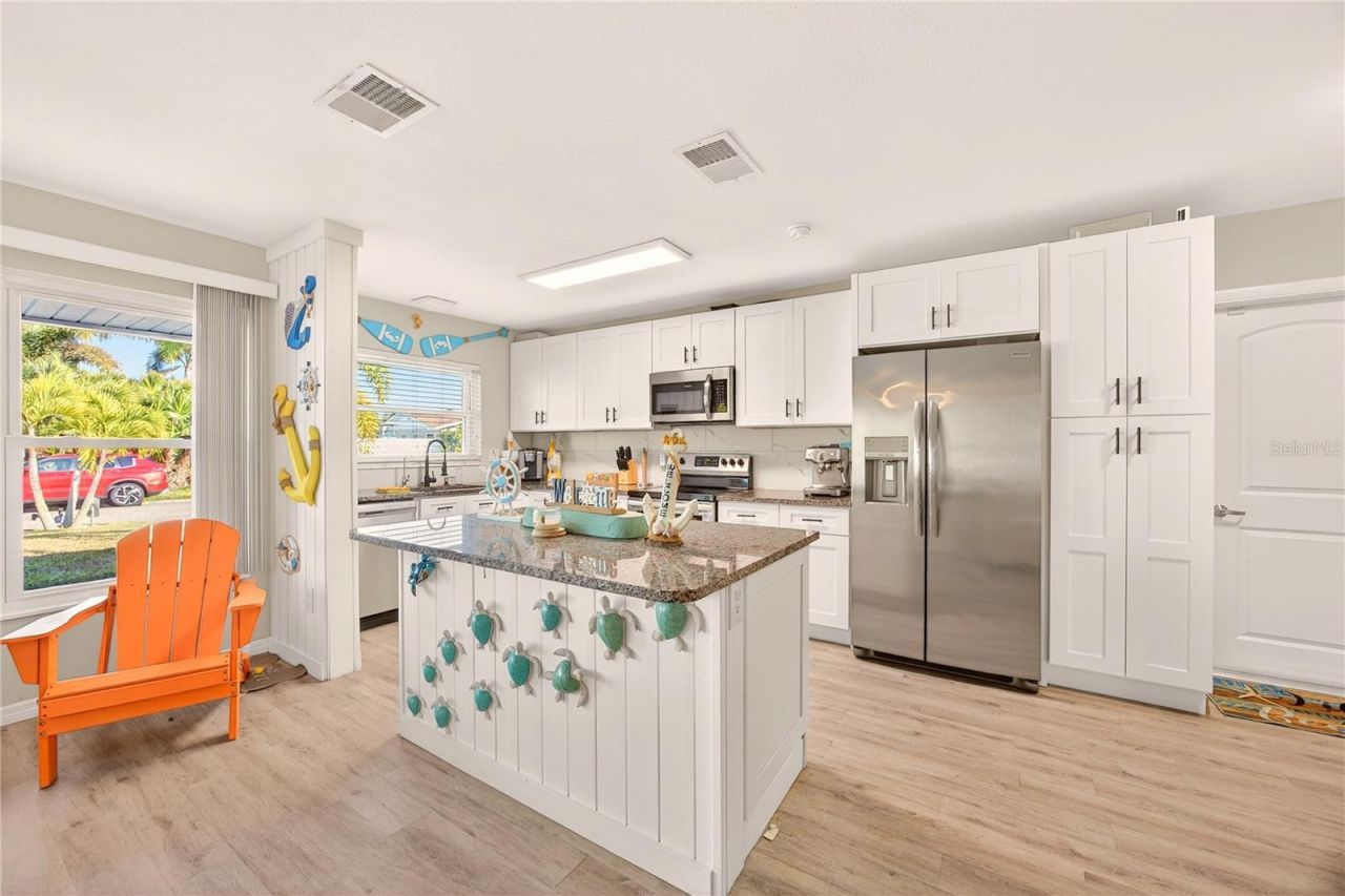 5235 40th Street S, Saint Petersburg, FL 33711 Photo