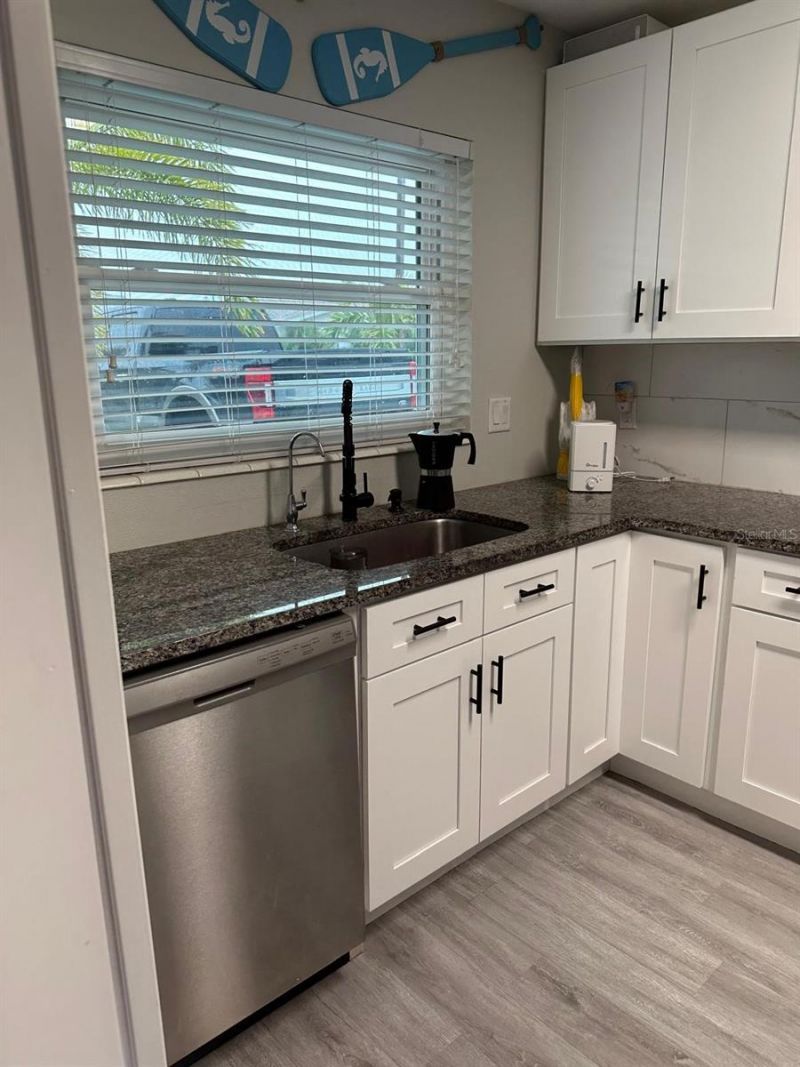 5235 40th Street S, Saint Petersburg, FL 33711 Photo