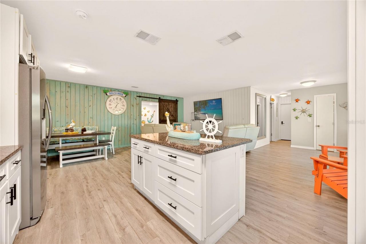 5235 40th Street S, Saint Petersburg, FL 33711 Photo
