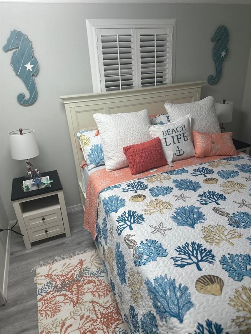 5235 40th Street S, Saint Petersburg, FL 33711 Photo