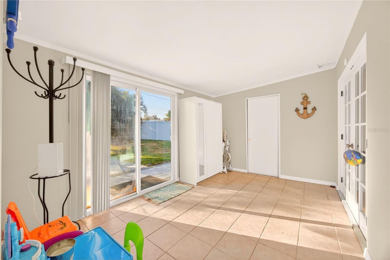 5235 40th Street S, Saint Petersburg, FL 33711 Photo