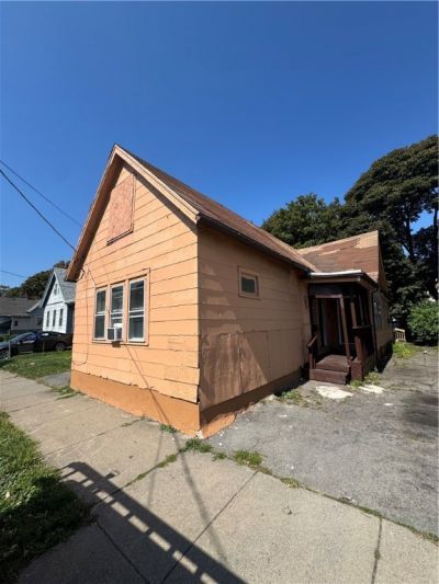 340 Clifford Avenue, Rochester, NY 14621 Main Photo