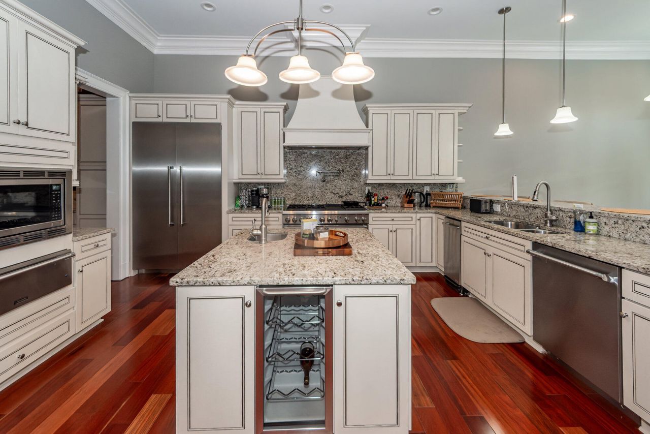 108 Fairbanks Oak Aly Photo 15